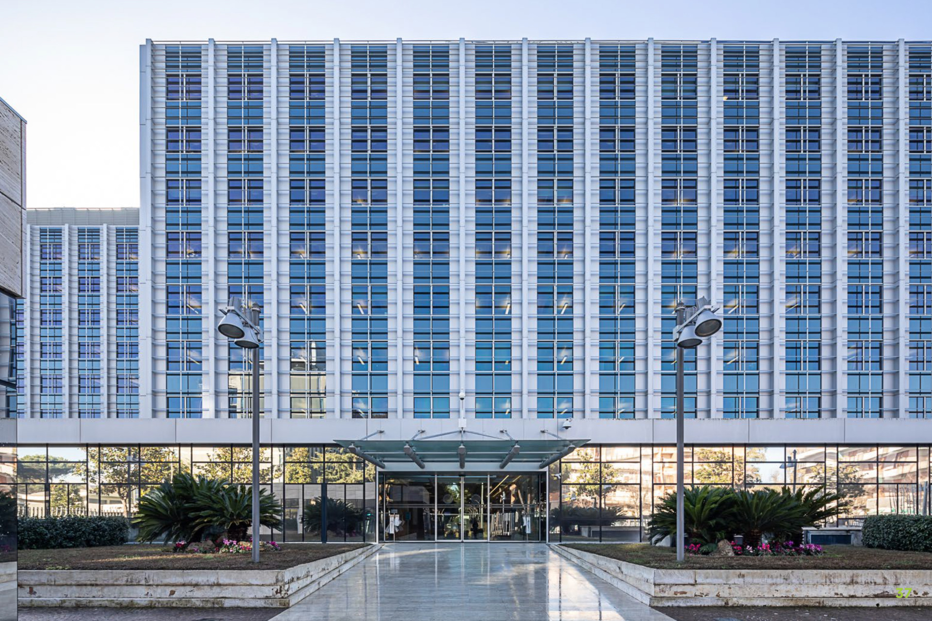 Dils advises Prelios SGR in the sale of an office asset in Rome’s EUR district