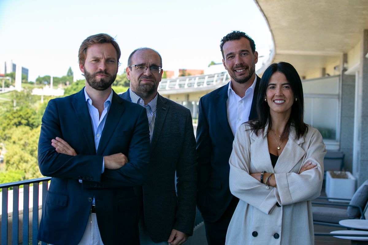 Dils strengthens team in Portugal with four leading hires in the sector