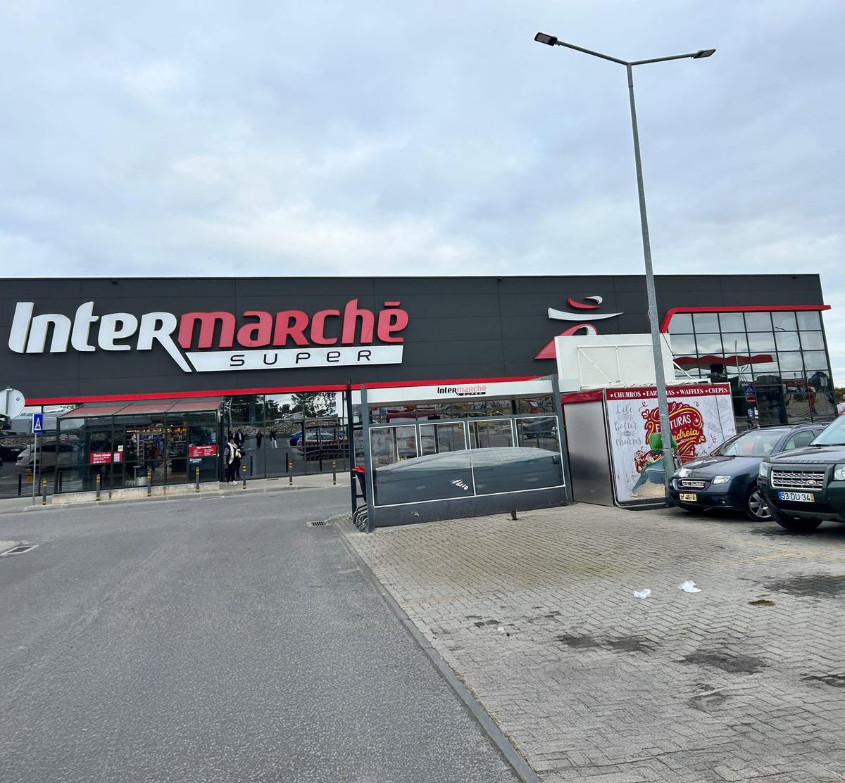 Dils in the largest commercial transaction in Portugal